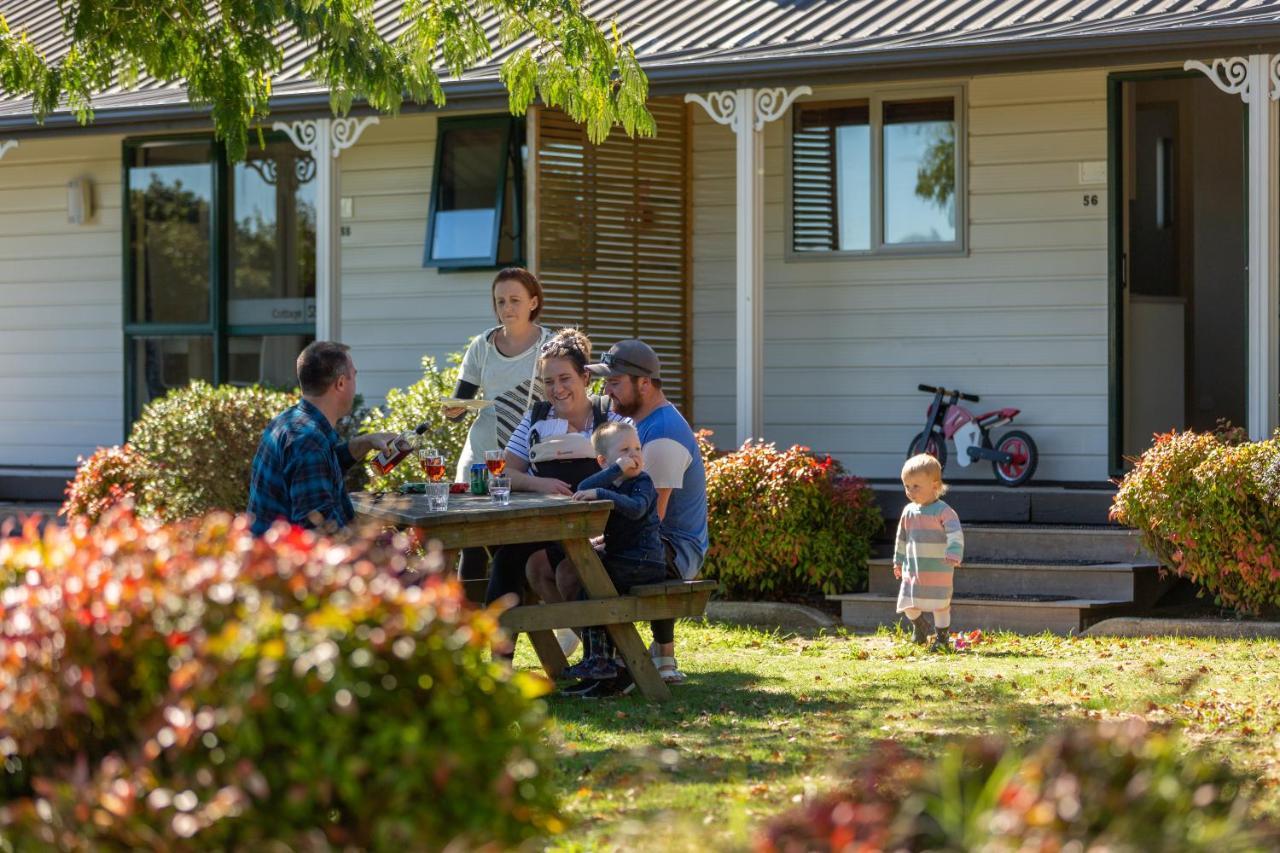 Lake Taupo Holiday Resort ภายนอก รูปภาพ