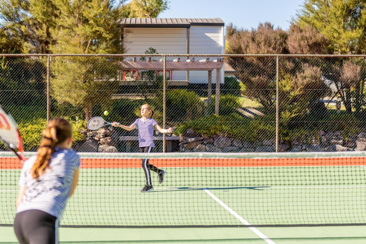 Lake Taupo Holiday Resort ภายนอก รูปภาพ