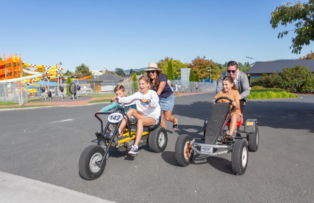 Lake Taupo Holiday Resort ภายนอก รูปภาพ