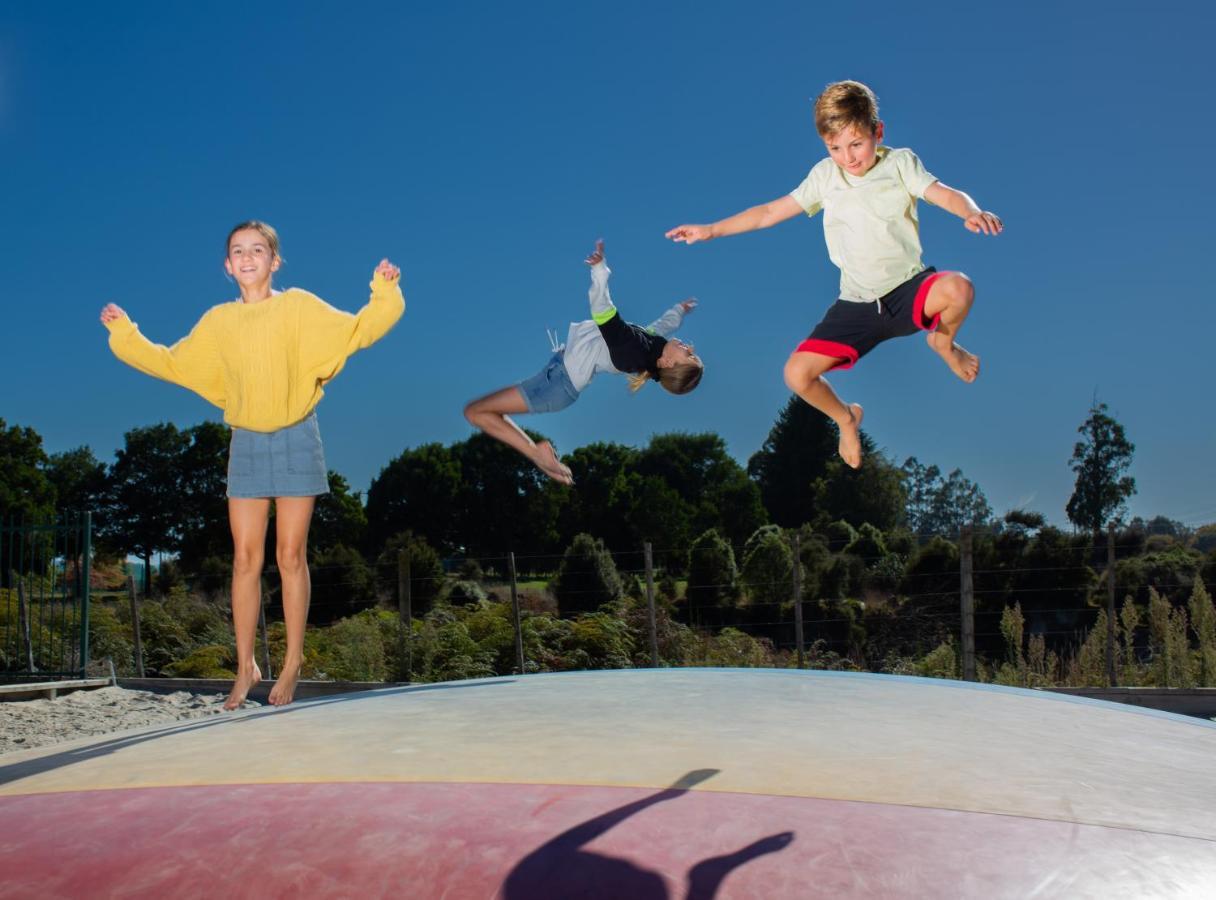 Lake Taupo Holiday Resort ภายนอก รูปภาพ